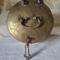 Ancienne boîte indienne en laiton