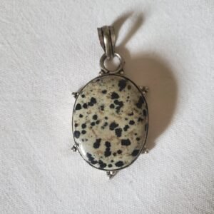 Pendentif en jaspe dalmatien en argent