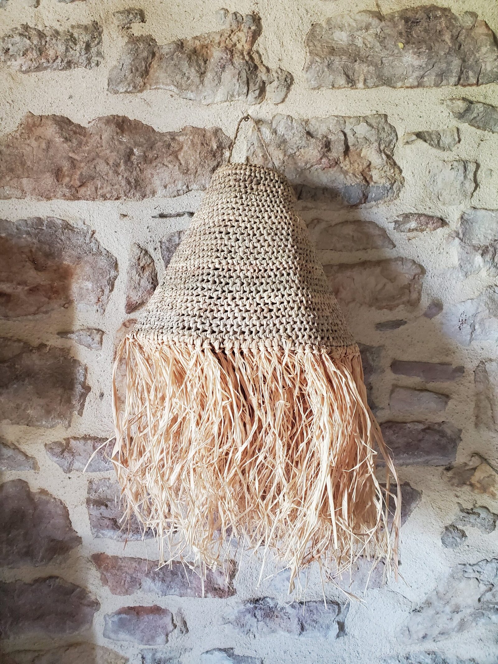 Suspension en feuilles de palmier