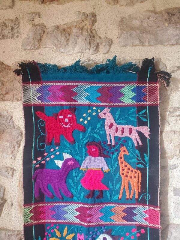 Teinture murale artisanale