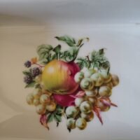 Vide-poche en porcelaine de Limoges – Lazeyras, décor fruits peints à la main