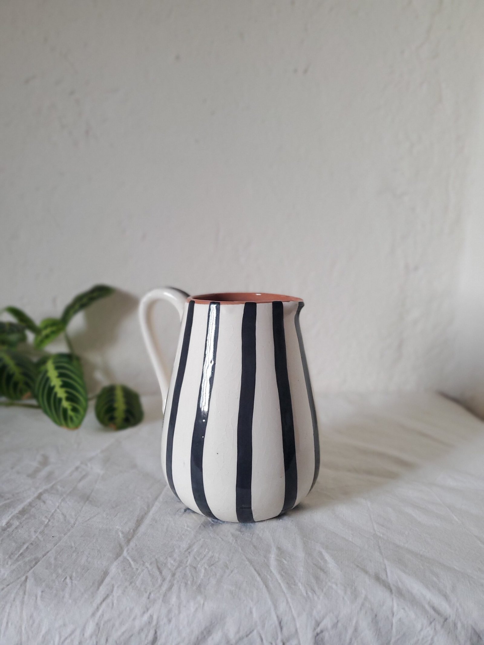 Carafe à Rayures – Artisanat Marocain Authentique – Image 2