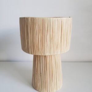 Lampe artisanale en osier tressé