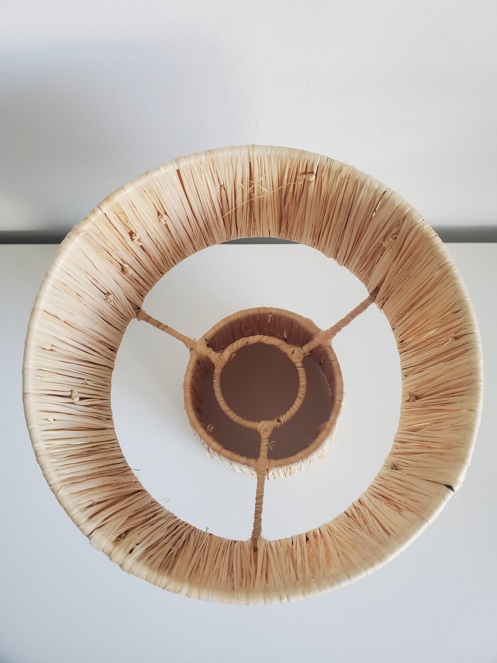Lampe artisanale en osier tressé – Image 3