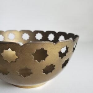 Bol en laiton motifs étoiles – objet décoratif artisanal