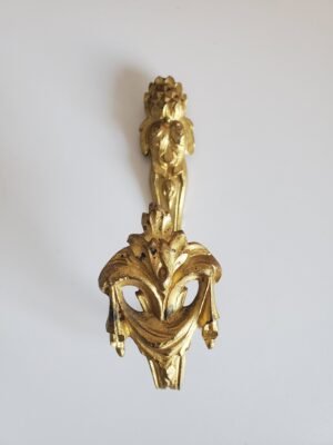 Embrasse de rideau en bronze maison anouchka 1.jpg