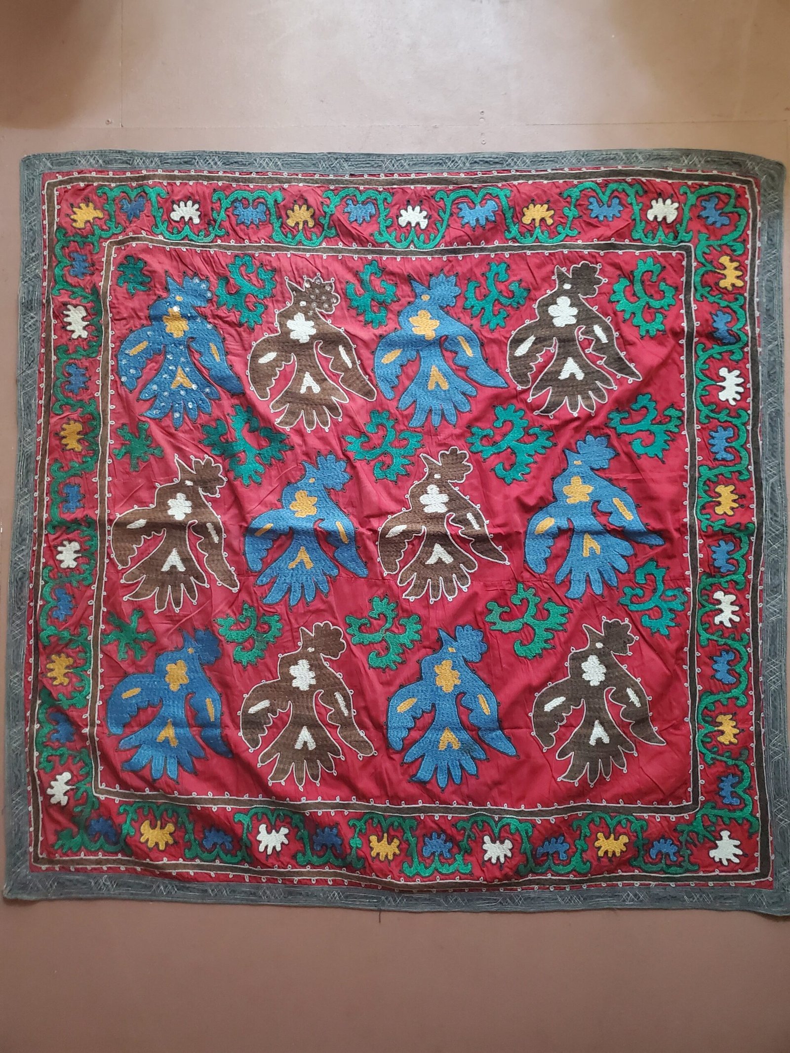 Tenture murale Suzani Ouzbekistan maison anouchka.jpg